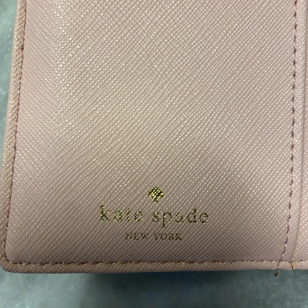 Kate Spade bifold wallet - Picture 2 of 6